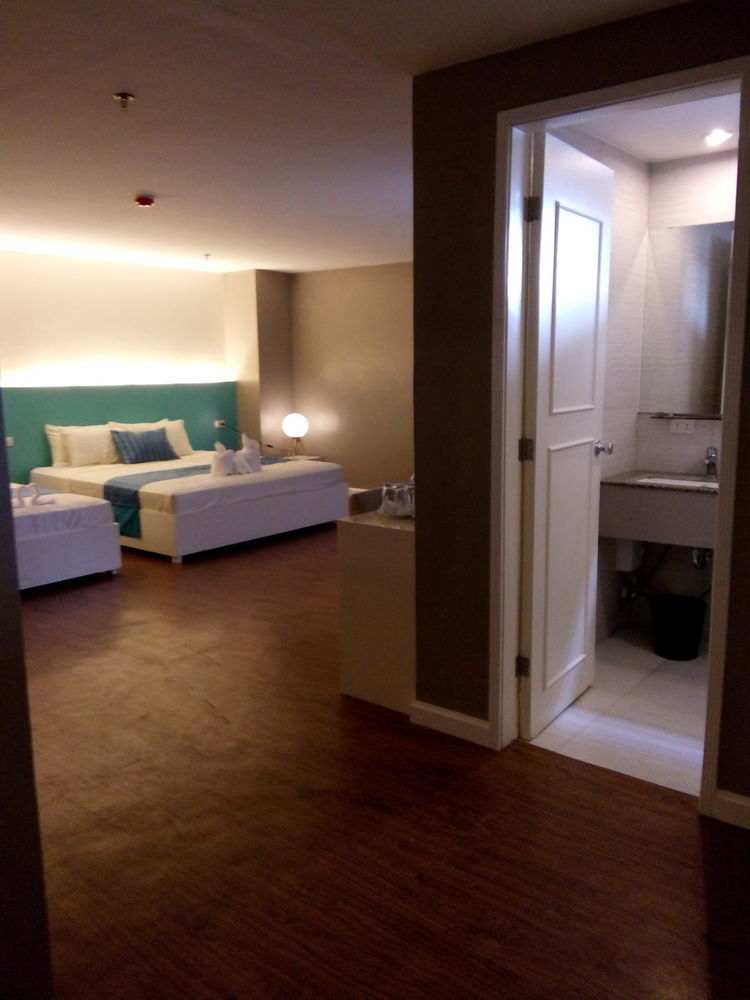 Reddoorz Plus At Hotel Metro Kalibo Luaran gambar