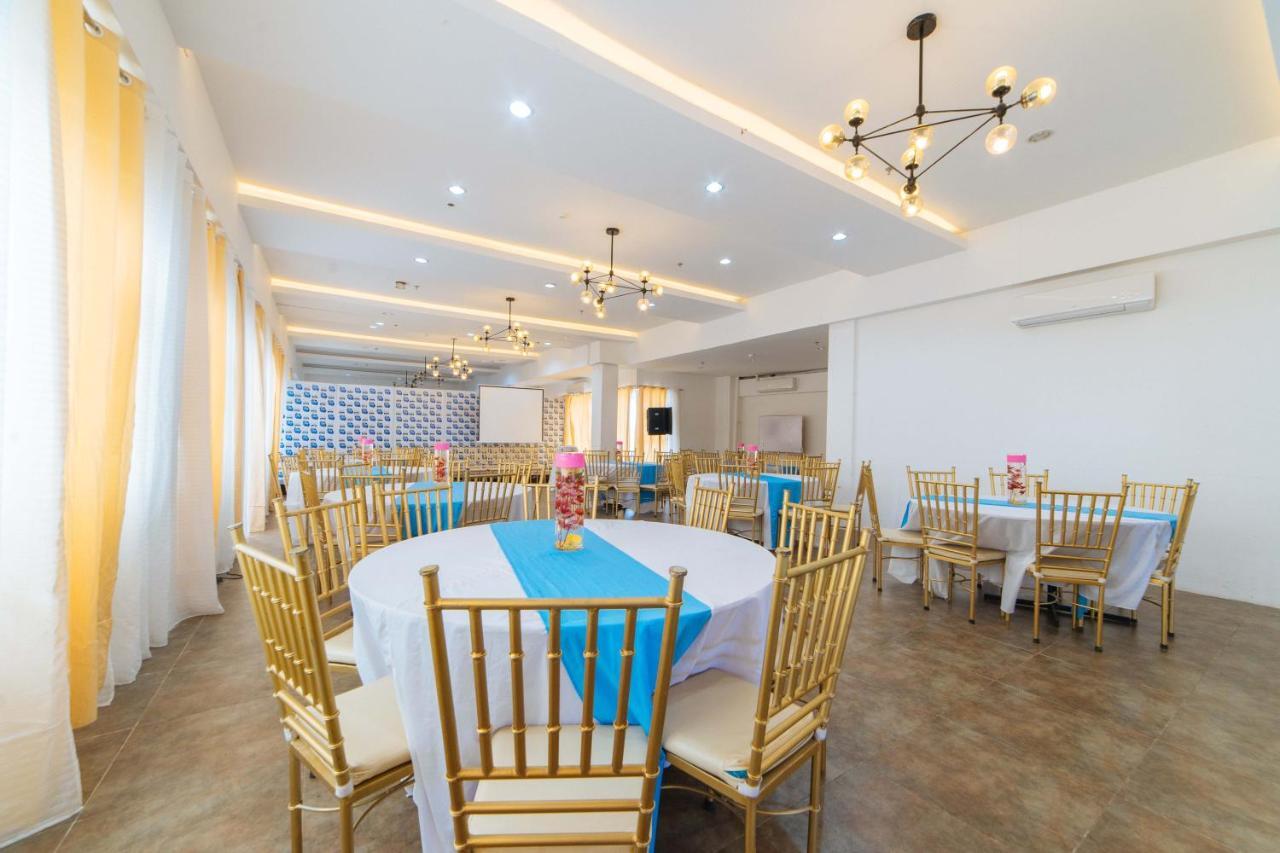 Reddoorz Plus At Hotel Metro Kalibo Luaran gambar